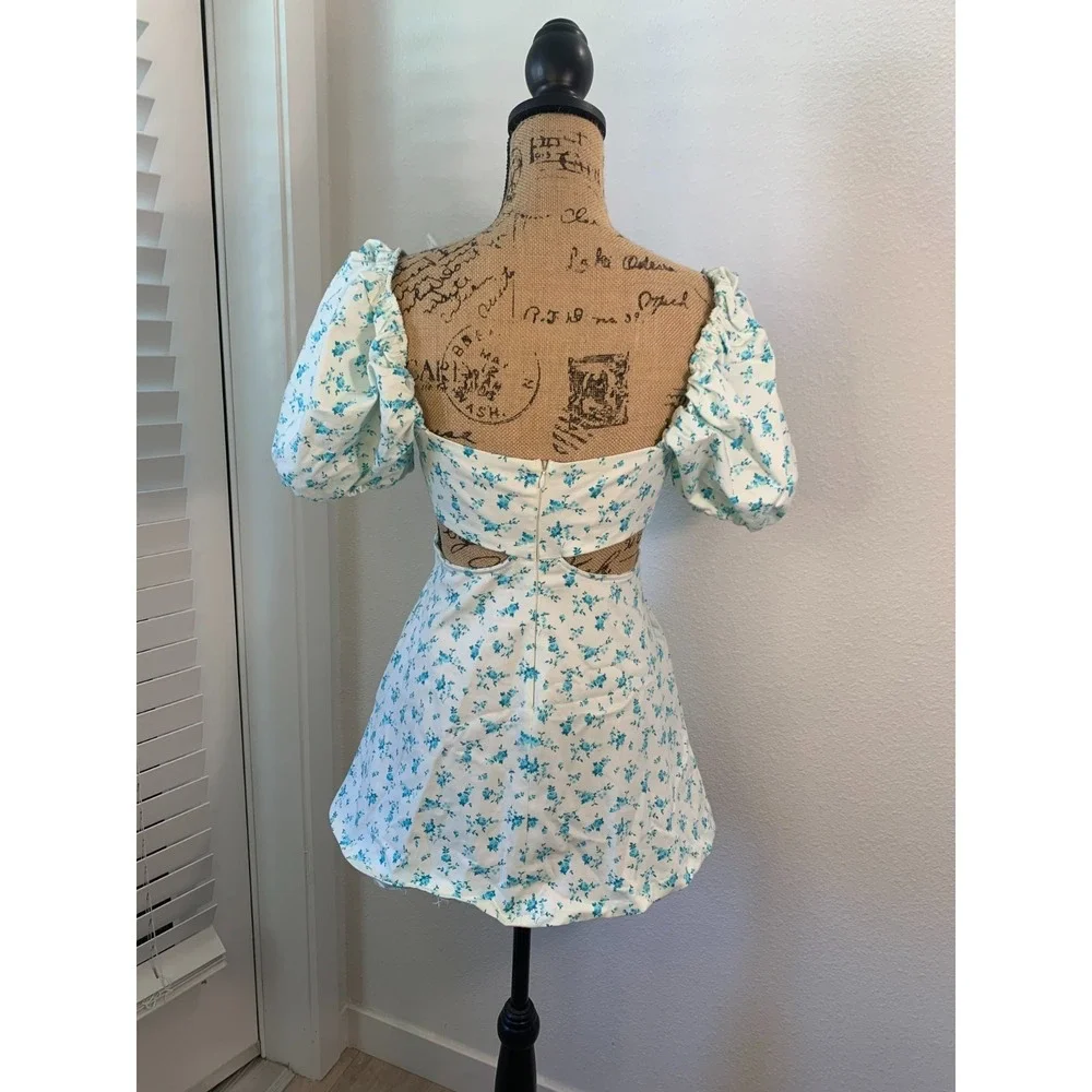 (E-131)ZARA Womens Floral Mini Dress Size M Blue White Puff Sleeve Cut Out Summe